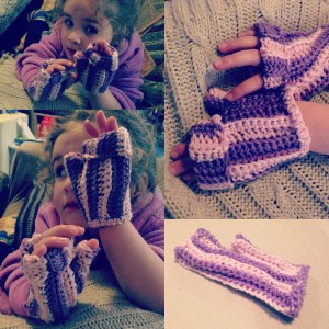 Ribbed Crochet Mittens